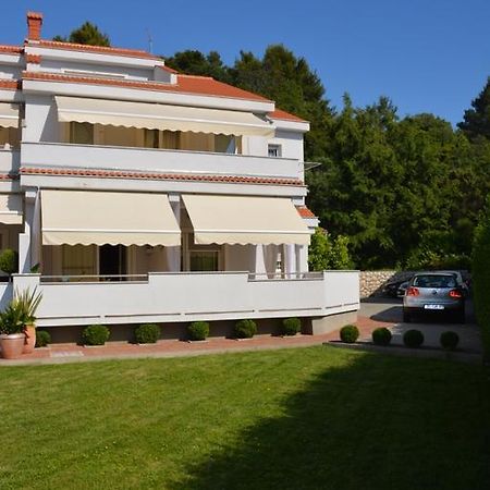 Apartment Natasa Palit Exterior foto