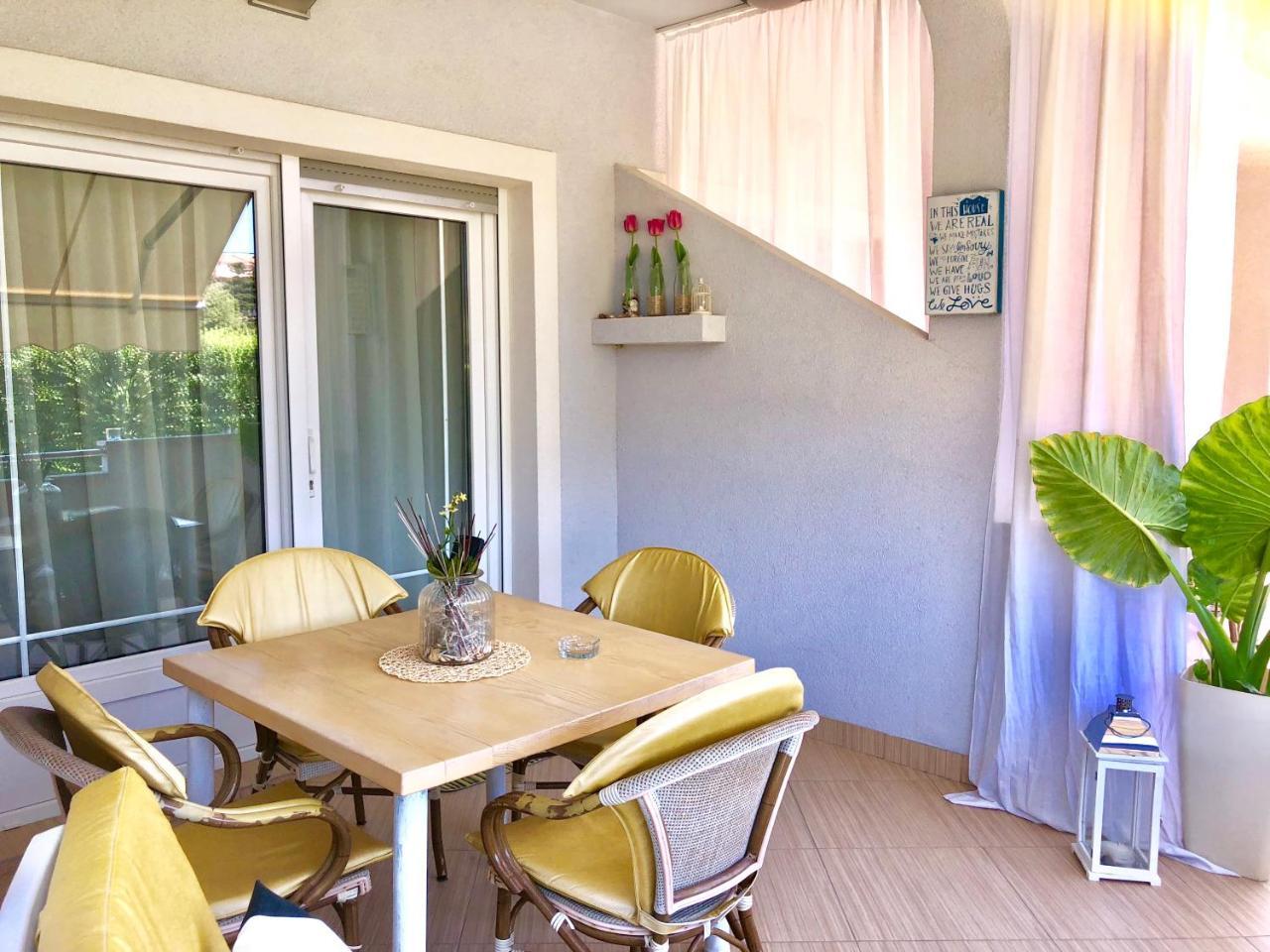 Apartment Natasa Palit Exterior foto